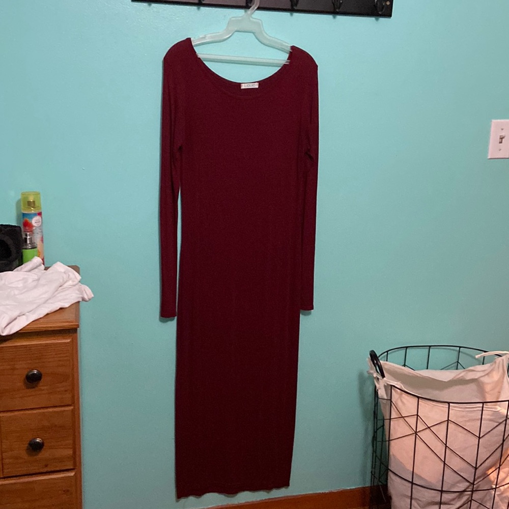 Liquid dark red knit dress
